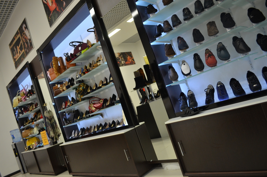 магазин обуви и аксессуаров Valentina